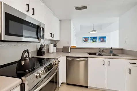 650 West Avenue Miami Beach FL 33139