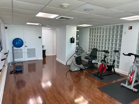 650 West Avenue Miami Beach FL 33139