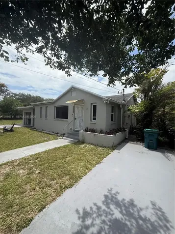 1820 NW 81st Terrace Miami FL 33147