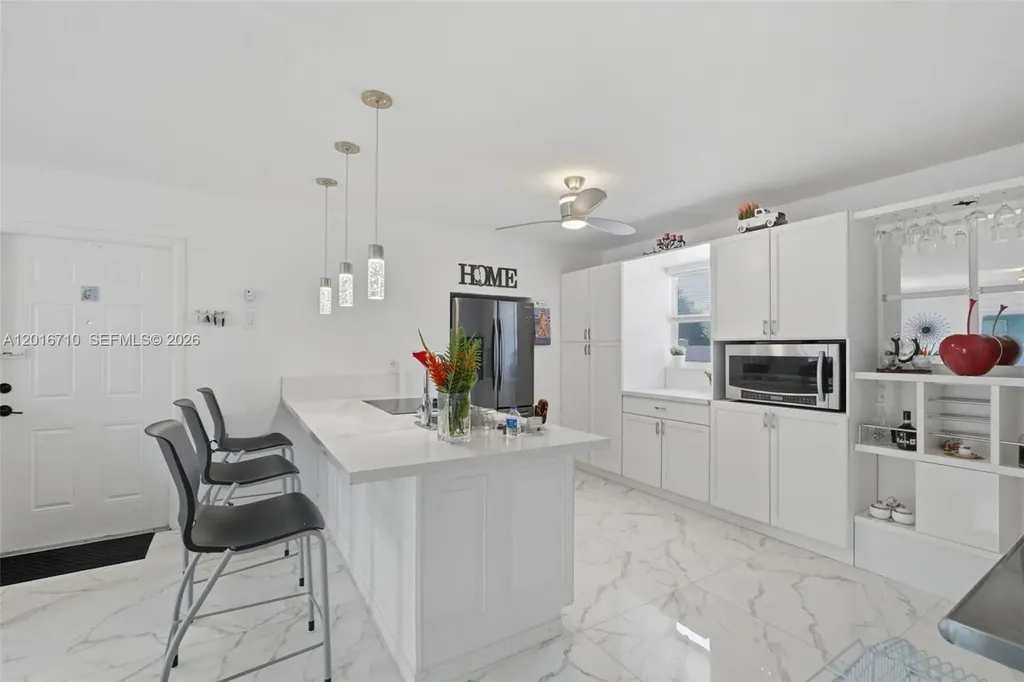3177 NW 75th Way Hollywood FL 33024