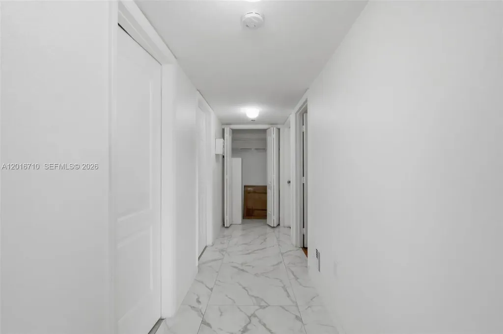 3177 NW 75th Way Hollywood FL 33024