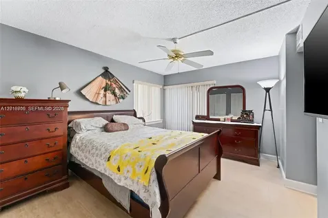 64 Wimbledon Lake Drive Plantation FL 33324