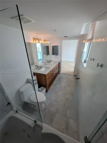 31 SE 5th Street Miami FL 33131