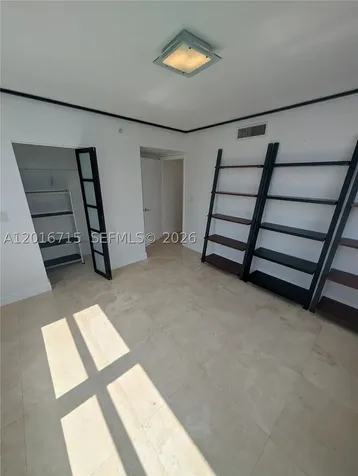 31 SE 5th Street Miami FL 33131