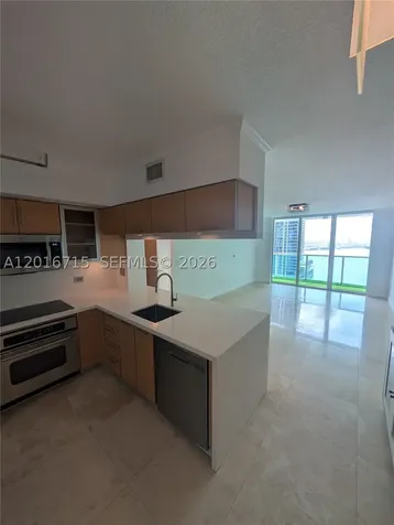 31 SE 5th Street Miami FL 33131
