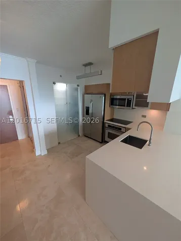 31 SE 5th Street Miami FL 33131