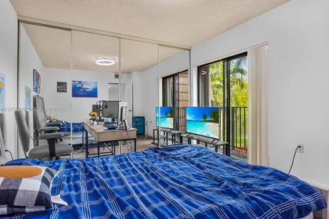 9126 SW 20th Place Davie FL 33324
