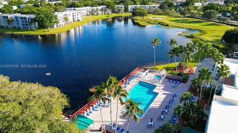 9126 SW 20th Place Davie FL 33324