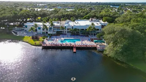 9126 SW 20th Place Davie FL 33324