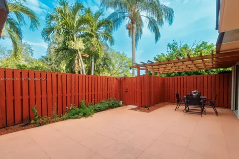 9126 SW 20th Place Davie FL 33324