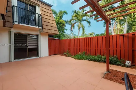 9126 SW 20th Place Davie FL 33324