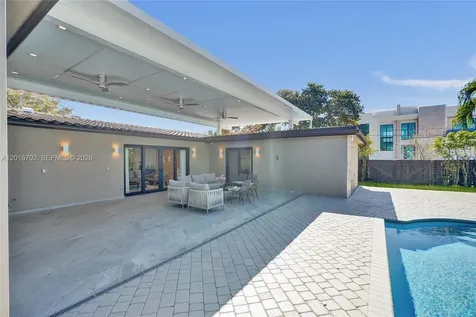 19694 NE 24th Avenue Miami FL 33180