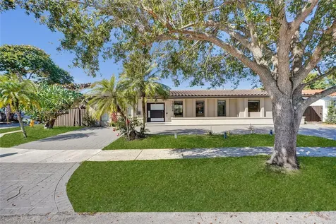 19694 NE 24th Avenue Miami FL 33180