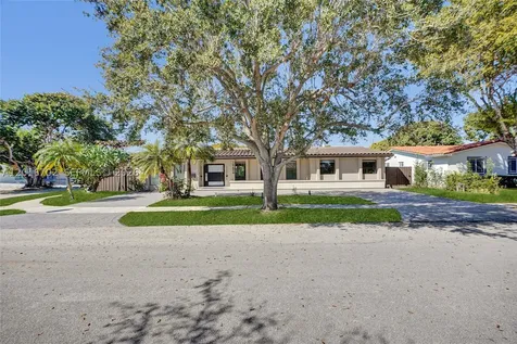 19694 NE 24th Avenue Miami FL 33180