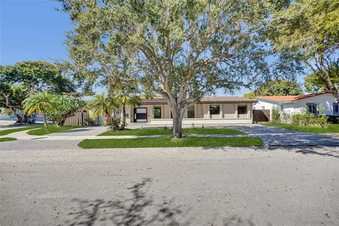 19694 NE 24th Avenue Miami FL 33180