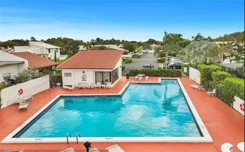 8273 NW 36th Street Sunrise FL 33351