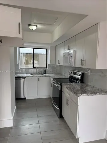 8273 NW 36th Street Sunrise FL 33351