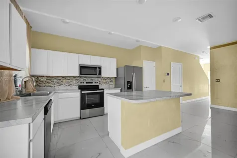 1130 SW 6th Court Homestead FL 33034