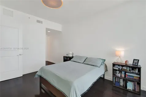 480 NE 30th Street Miami FL 33137