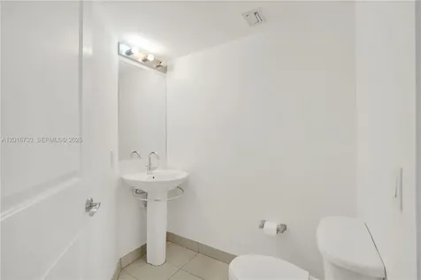 480 NE 30th Street Miami FL 33137