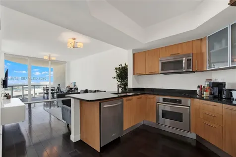 480 NE 30th Street Miami FL 33137