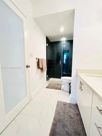 100 Lincoln Road Miami Beach FL 33139