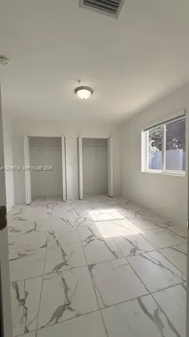 811 E 52nd Street Hialeah FL 33013