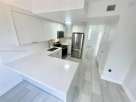 77 E 4th Street Hialeah FL 33010