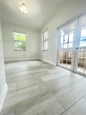 77 E 4th Street Hialeah FL 33010