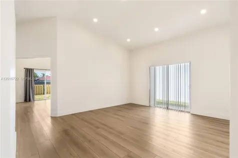 15472 SW 148th Terrace Miami FL 33196