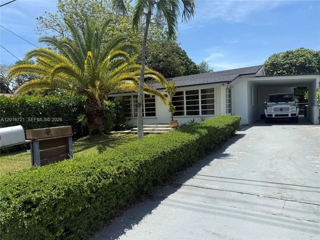 9040 SW 156th Street Palmetto Bay FL 33157