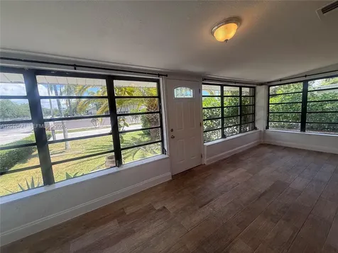 9040 SW 156th Street Palmetto Bay FL 33157