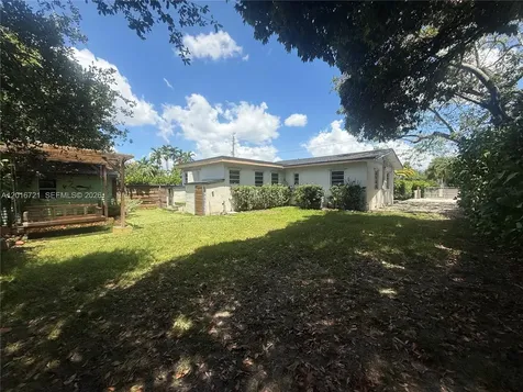 9040 SW 156th Street Palmetto Bay FL 33157