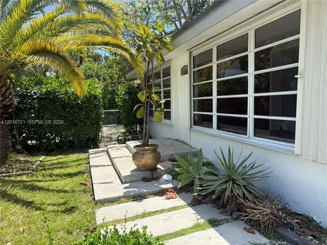 9040 SW 156th Street Palmetto Bay FL 33157