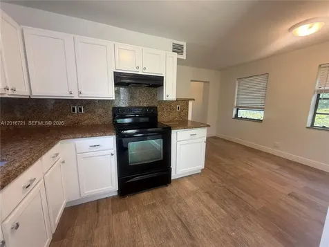 9040 SW 156th Street Palmetto Bay FL 33157