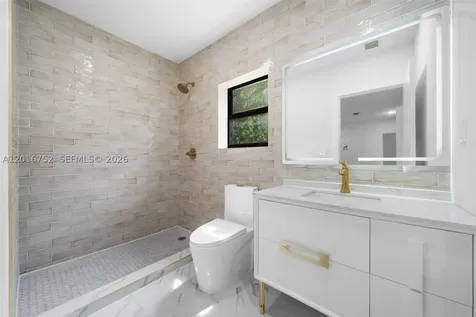4746 NW 10th Avenue Miami FL 33127