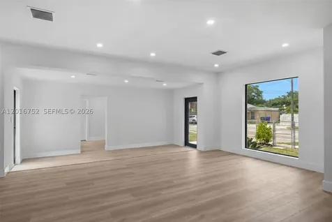 4746 NW 10th Avenue Miami FL 33127