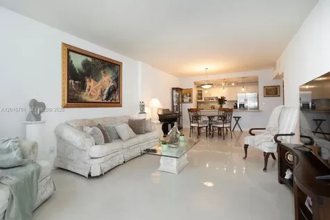 19370 Collins Avenue Sunny Isles Beach FL 33160