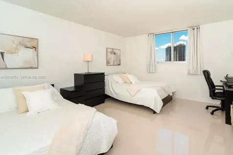 19370 Collins Avenue Sunny Isles Beach FL 33160