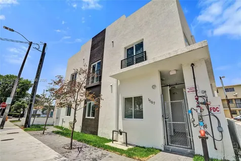 1567 NW 1st Street Miami FL 33125
