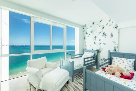 50 S Pointe Drive Miami Beach FL 33139