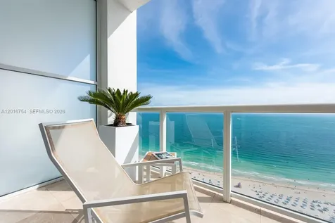 50 S Pointe Drive Miami Beach FL 33139