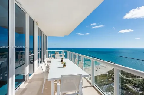 50 S Pointe Drive Miami Beach FL 33139