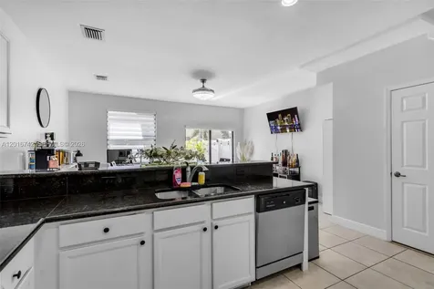 8936 W 35th Lane Hialeah FL 33018