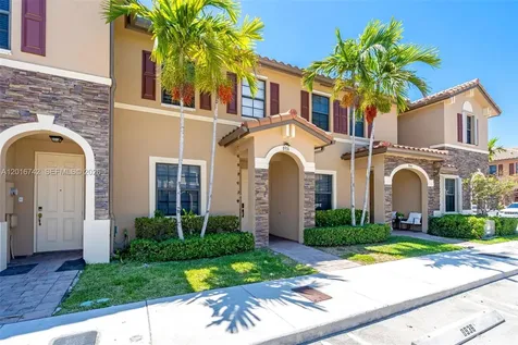 8936 W 35th Lane Hialeah FL 33018