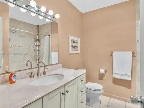 5300 Washington Street Hollywood FL 33021