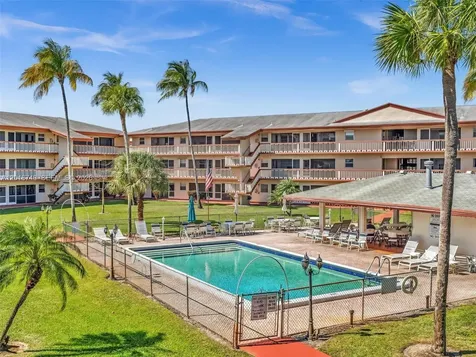 5300 Washington Street Hollywood FL 33021