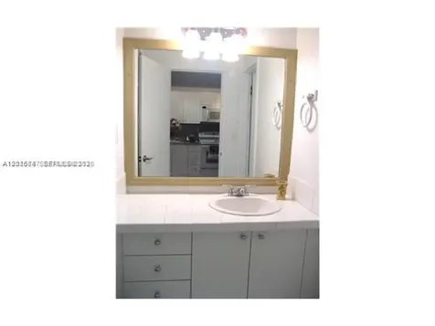 100 Lincoln Road Miami Beach FL 33139