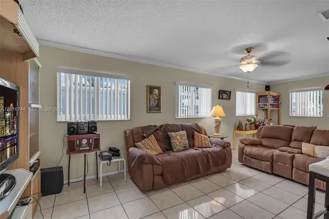 5809 NW 83rd Avenue Tamarac FL 33321