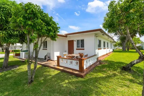 5809 NW 83rd Avenue Tamarac FL 33321
